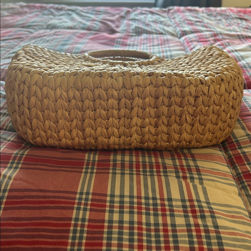 Woven Round-Handle Straw Tote Bag in Natural - Picture 8 of 11